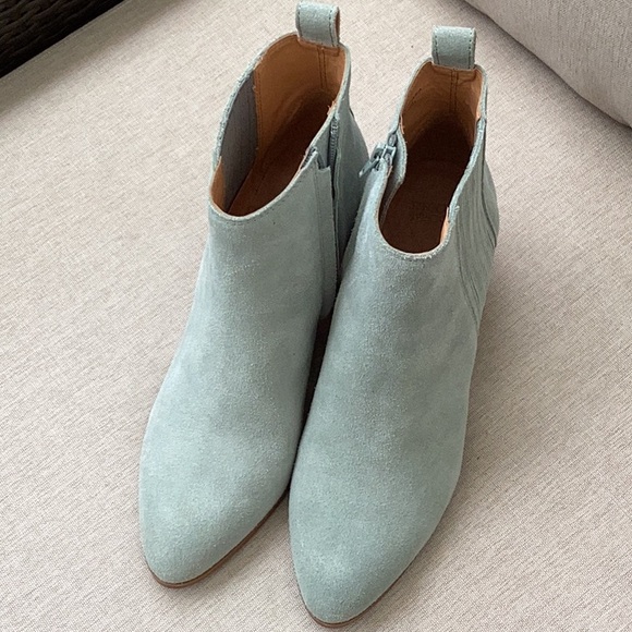 Frye suede booties - Picture 10 of 10